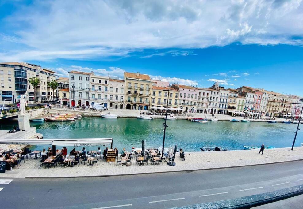 "Royal" Magnifique Appartement Avec Vue Sur Le Cadre Royal Sete Exterior photo